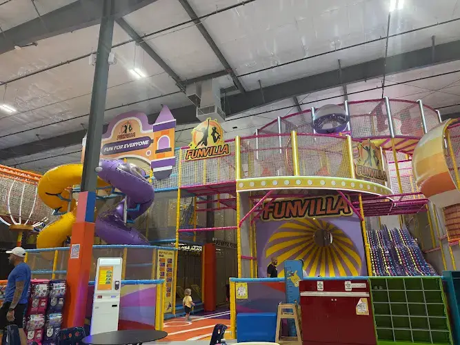 Funvilla Ancaster Ancaster