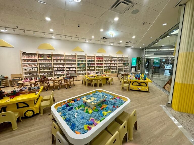 PS Toy Playhouse Richmond 1 768x576