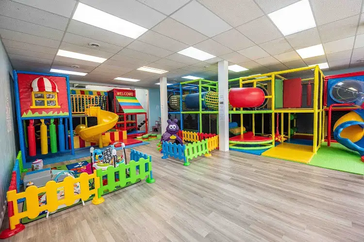 SMore Fun Indoor Playground Golf Centre Temiscaming