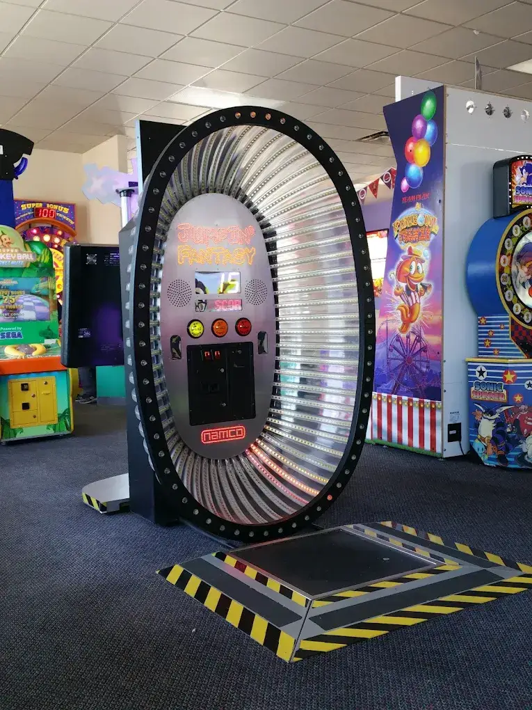 Chuck E Cheese Edmonton 137 Ave NW 2